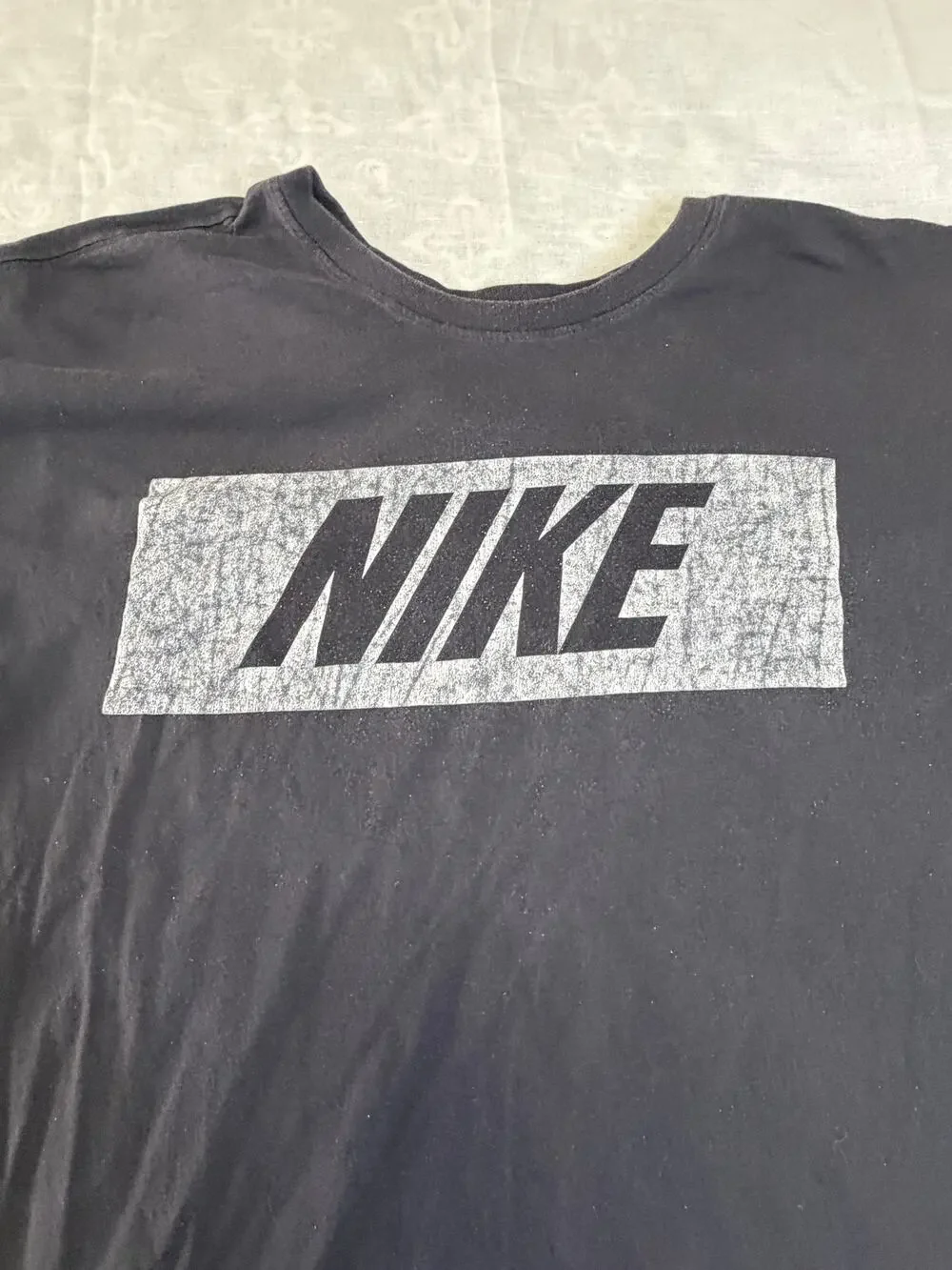 Nike Men’s Athletic Cut Box Logo Graphic T-Shirt